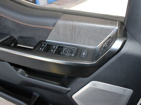 Used 2024 Ford F250 Platinum image 29