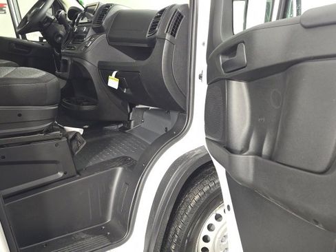 New 2026 RAM ProMaster 2500 w/ Convenience Group image 25