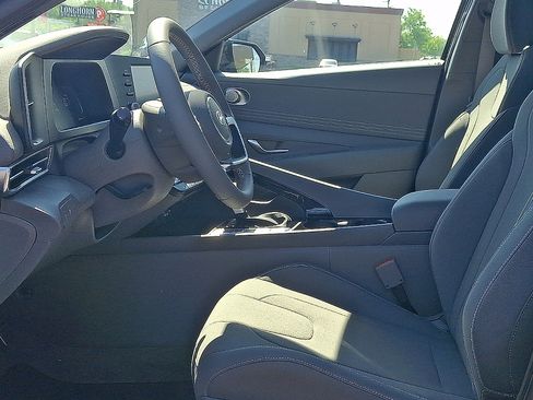 New 2026 Hyundai Elantra SEL Sport FWD image 7