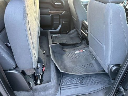 Used 2022 Chevrolet Silverado 1500 LT Trail Boss w/ Convenience Package II image 12