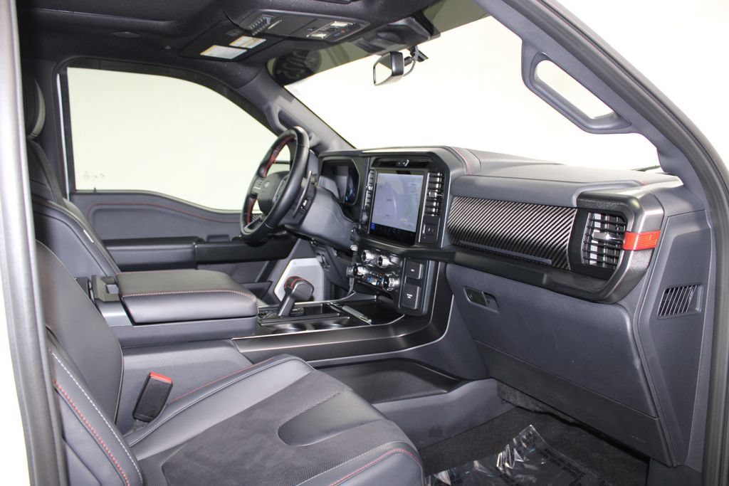 Used 2025 Ford F150 Raptor AWD/4WD image 31