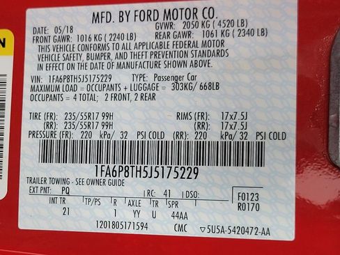 Used 2018 Ford Mustang Coupe RWD image 26