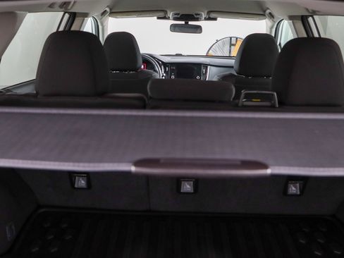 Used 2023 Subaru Outback Premium image 28