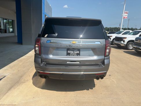 Used 2021 Chevrolet Tahoe Premier AWD/4WD image 5