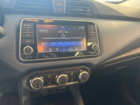 Used 2025 Nissan Versa SV FWD image 25