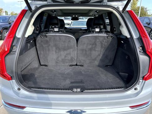 Used 2024 Volvo XC90 B6 Plus image 23