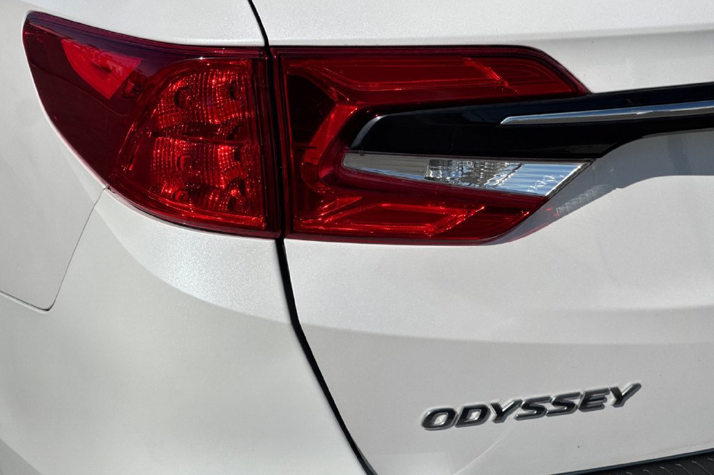 Certified 2024 Honda Odyssey EX-L image 34