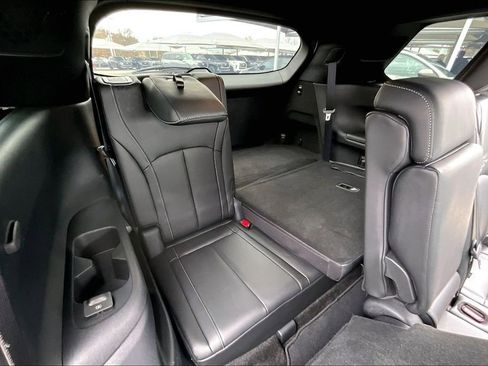 Certified 2025 INFINITI QX60 Luxe w/ Black Edition image 40