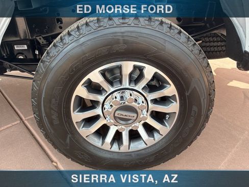 Certified 2022 Ford F250 Lariat w/ Lariat Value Package AWD/4WD image 45