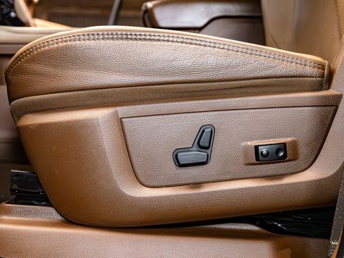 Used 2024 RAM 3500 Limited w/ Towing Technology Group image 20