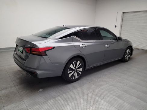 Used 2019 Nissan Altima 2.5 SL FWD image 10