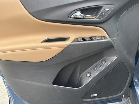 Used 2024 Chevrolet Equinox Premier image 9
