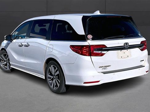 Used 2022 Honda Odyssey Touring image 12