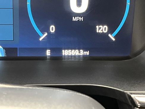 Used 2023 Ford F150 Lariat w/ Equipment Group 502A High image 18