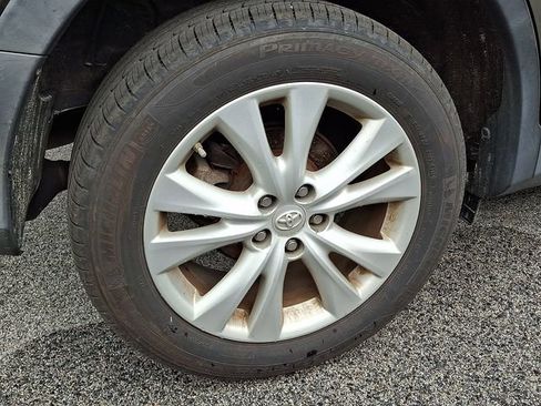 Used 2014 Toyota RAV4 Limited AWD/4WD image 5