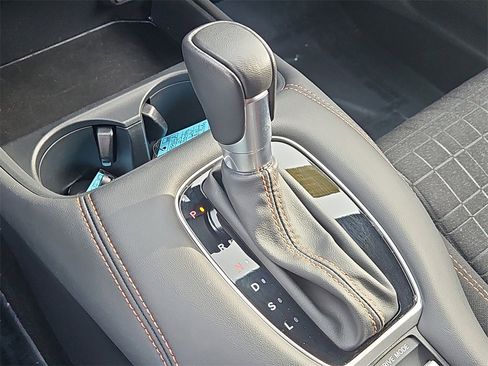 Certified 2025 Honda HR-V Sport image 24