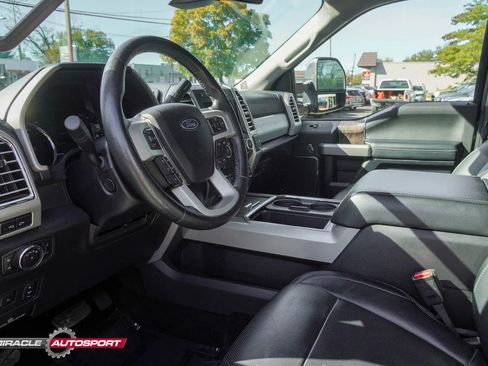 Used 2017 Ford F350 Lariat w/ Lariat Ultimate Package image 21
