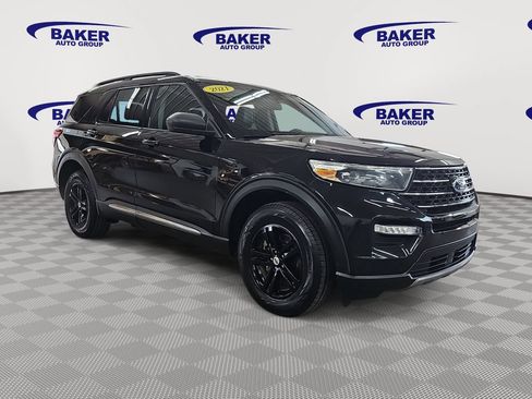 Used 2021 Ford Explorer XLT w/ Equipment Group 202A AWD/4WD image 3