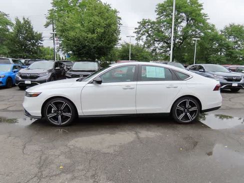 Certified 2025 Honda Accord Sport image 3