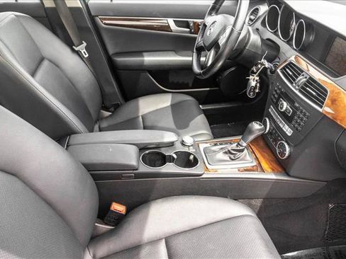 Used 2014 Mercedes-Benz C 300 4MATIC Sedan image 28