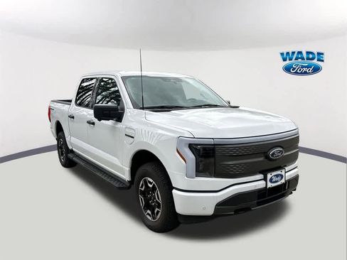 New 2023 Ford F150 Lightning XLT w/ Tow Technology Package image 3