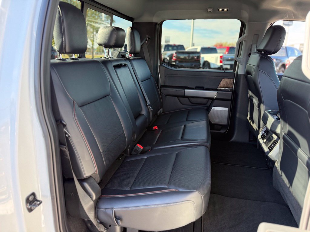Used 2024 Ford F250 Lariat w/ Chrome Package AWD/4WD image 16