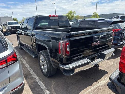 Used 2018 GMC Sierra 1500 SLT w/ Enhanced Driver Alert Package image 4