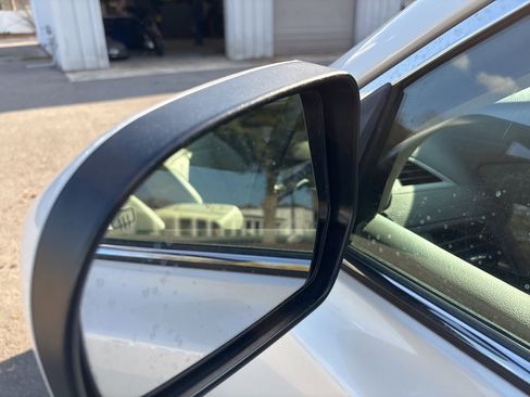 Used 2013 Subaru Outback 2.5i Limited image 30