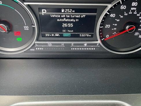 Certified 2022 Kia Sorento SX w/ Panoramic Sunroof Package image 18