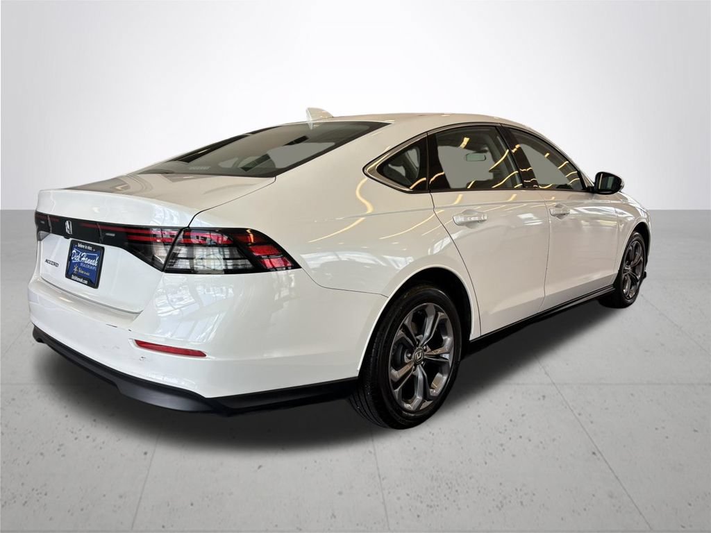 Used 2023 Honda Accord EX image 7