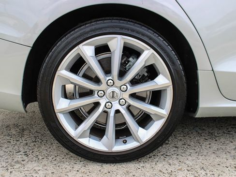 Used 2020 Volvo V60 T5 Momentum w/ Protection Package Premier image 37