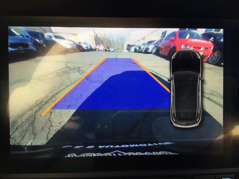 Used 2018 Porsche Macan Sport Edition image 13