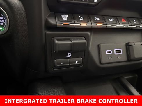 Used 2020 GMC Sierra 3500 Denali w/ Denali Ultimate Package image 11