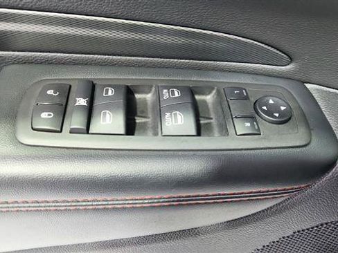 Used 2025 Dodge Durango GT image 22