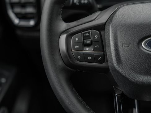 Used 2024 Ford Ranger XLT image 39