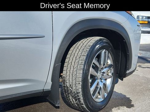 Used 2016 Lexus NX 200t AWD w/ Premium Package image 17