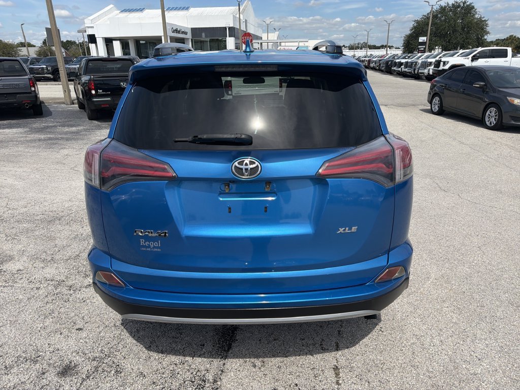 Used 2018 Toyota RAV4 XLE FWD image 5