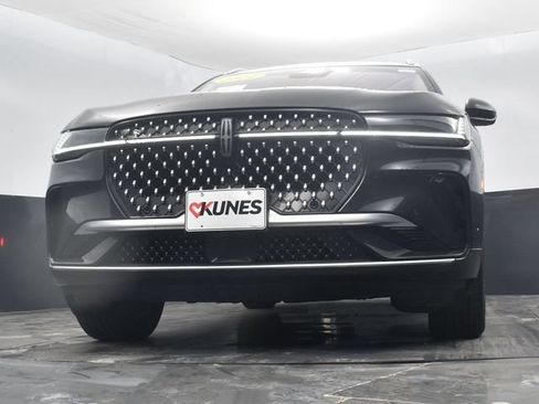 Used 2024 Lincoln Nautilus Reserve AWD/4WD image 48