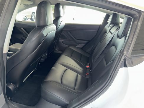 Used 2019 Tesla Model 3 Standard Range Plus image 15