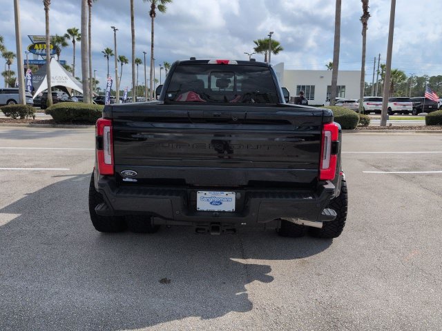 Certified 2025 Ford F350 Platinum w/ FX4 Off-Road Package AWD/4WD image 5