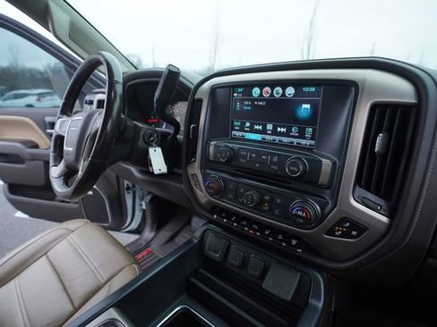 Used 2019 GMC Sierra 3500 Denali w/ Duramax Plus Package image 33