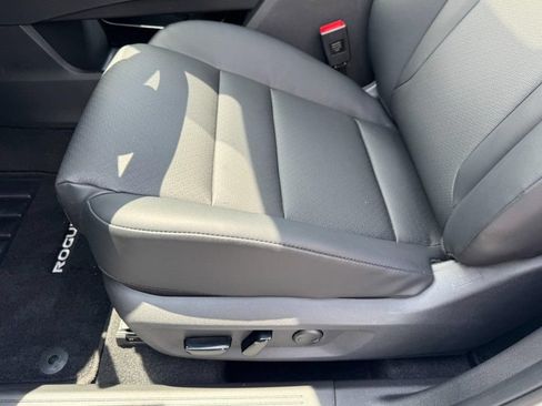 Used 2026 Nissan Rogue Dark Armor AWD/4WD image 15
