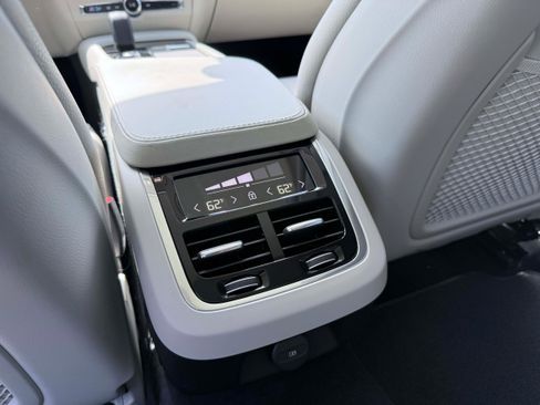 Certified 2025 Volvo V90 B6 Cross Country Plus AWD/4WD image 13