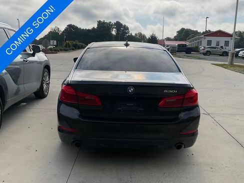 Used 2019 BMW 530i w/ Convenience Package RWD image 6