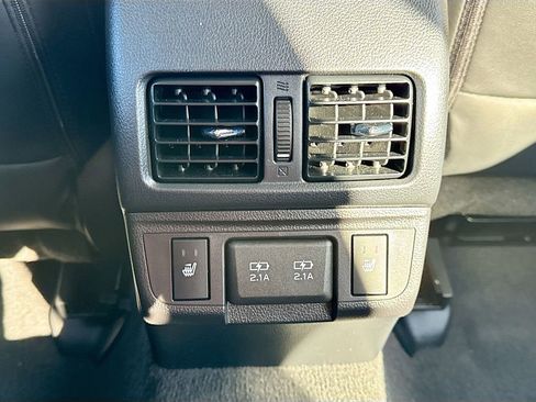 Used 2019 Subaru Outback 2.5i Limited image 32