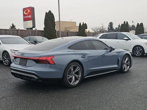 Used 2023 Audi e-tron GT Premium Plus image 12