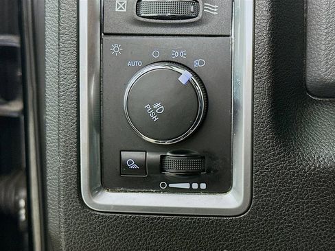 Used 2019 RAM 1500 Big Horn image 12