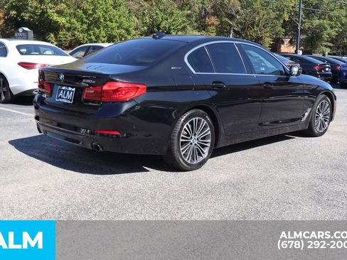 Used 2019 BMW 530e image 6