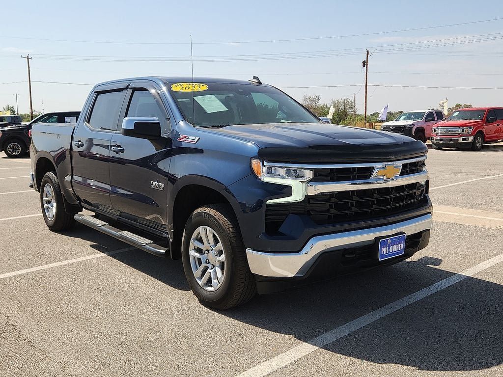 Used 2022 Chevrolet Silverado 1500 LT AWD/4WD image 6