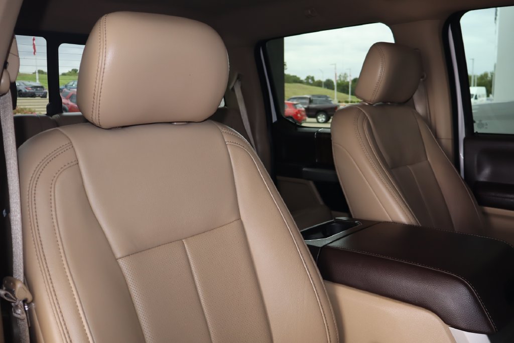 Used 2019 Ford F150 Lariat w/ Equipment Group 502A Luxury AWD/4WD image 47